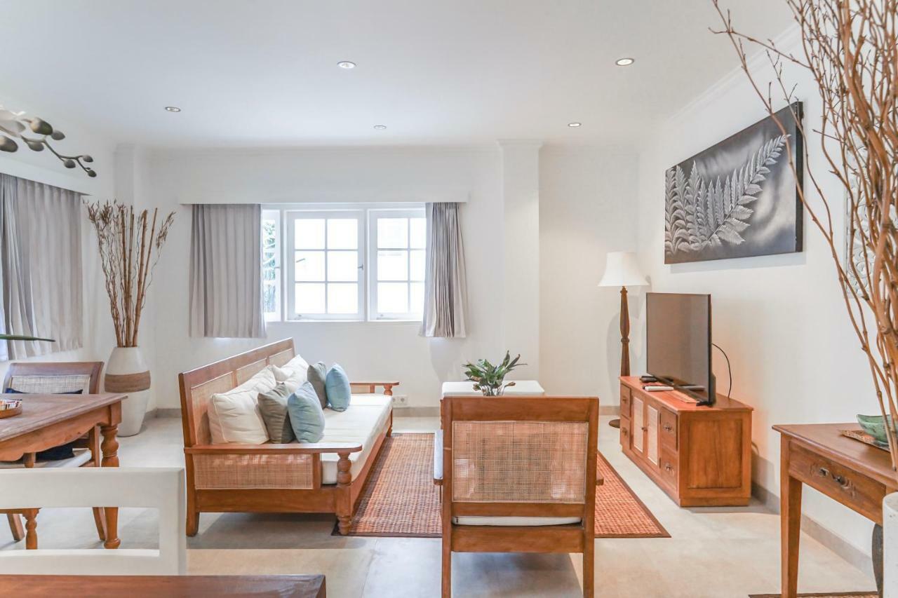 Umalas Suites Seminyak Exteriör bild